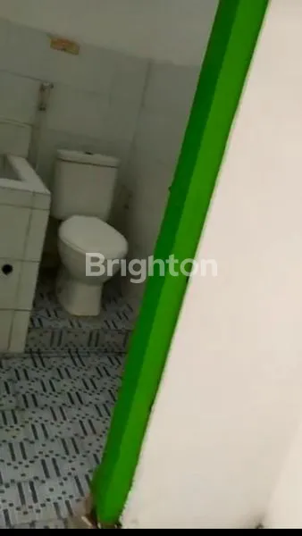 image BANGUNAN DEKAT PASAR LEGI (6)