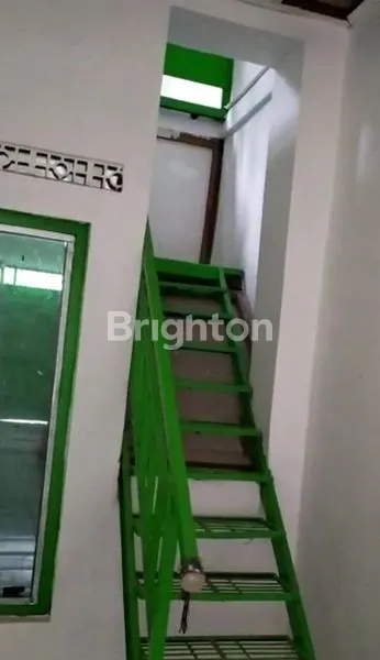 image BANGUNAN DEKAT PASAR LEGI (7)