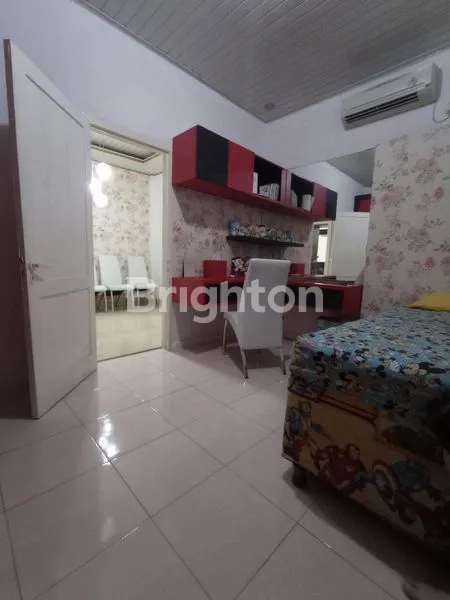 image RUMAH DENGAN DEKOR KEREN TENGAH KOTA (4)