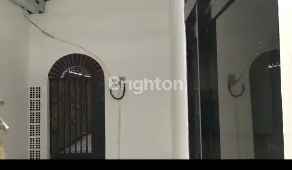 image BANGUNAN UNTUK KANTOR, SHOWROOM, COUNTER TELEPON SELULAR (1)