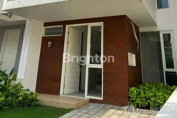 image  RUMAH DI OASIA  DIAN ISTANA (2)