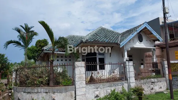 image JUAL RUMAH DELTASARI HOOK BESAR PERLU RENOV (2)