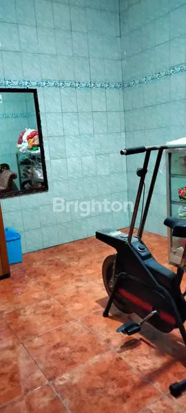 image RUMAH USAHA DEKAT ALUN ALUN (5)