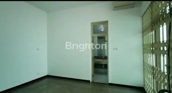 image RUMAH DEKAT BANDARA A YANI (7)