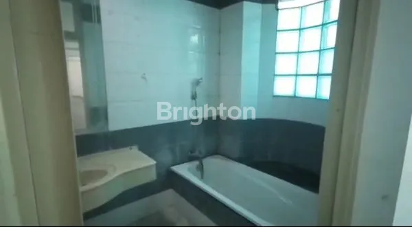 image RUMAH DEKAT BANDARA A YANI (2)