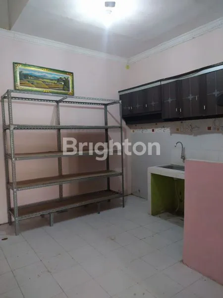 image RUMAH SIAP HUNI KOSONGAN DI PALEM PERTIWI MENGANTI GRESIK (2)