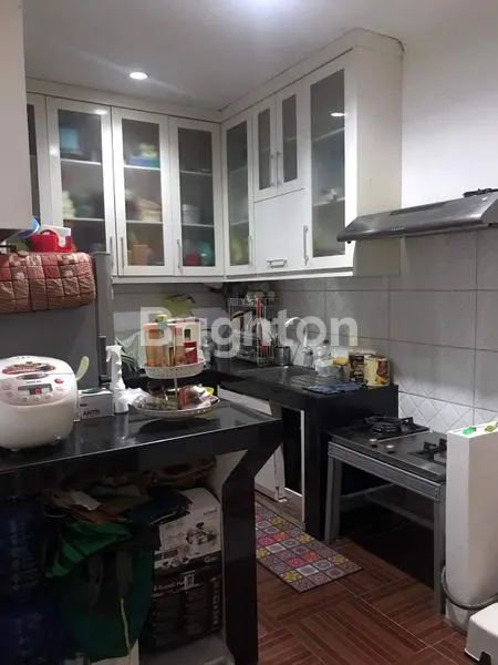 image RUMAH CANTIK 2,5 LANTAI DI KAWASAN ELITE STRATEGIS DI BOGOR (4)