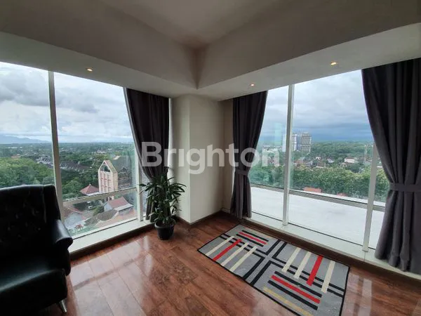image APARTEMEN DENGAN INTERIOR BAGUS SEKALI - VIIEW CANTIK (6)