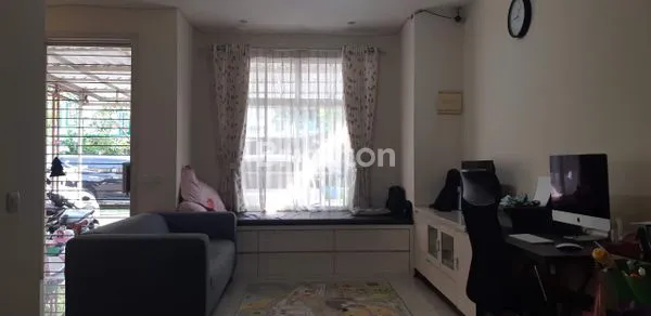 image RUMAH CANTIK DI LIPPO KARAWACI TANGERANG (7)
