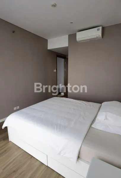 image PENTHOUSE YUKATA DENGAN PRIVATE LIFT FULL FURNISH ALAM SUTERA TANGERANG (3)