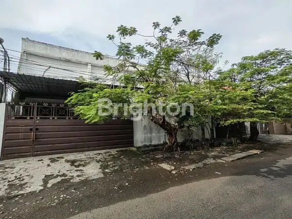 image RUMAH LOKASI STRATEGIS SURABAYA PUSAT (1)