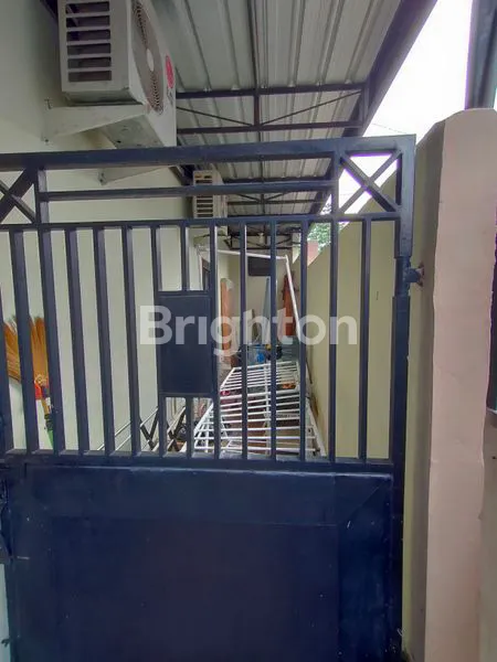 image RUMAH HUNI LUAS LOKASI STRATEGIS DI PERUMAHAN KOTA KEDIRI (4)