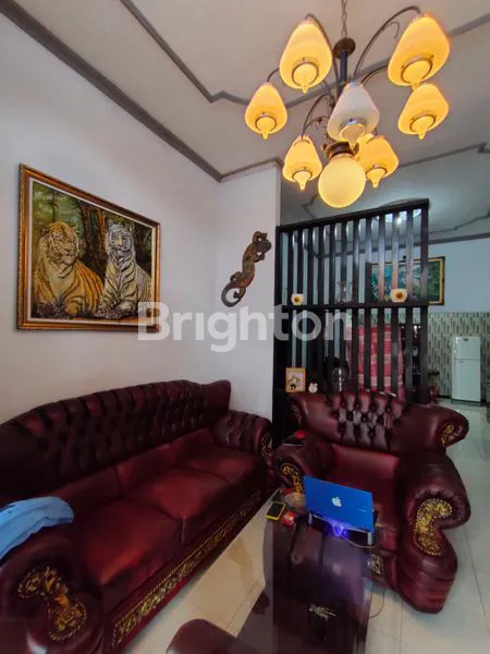 image RUMAH HUNI LUAS LOKASI STRATEGIS DI PERUMAHAN KOTA KEDIRI (5)