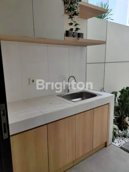 image OPRA CITY, RUMAH 2 LANTAI NOL JALAN RAYA (2)