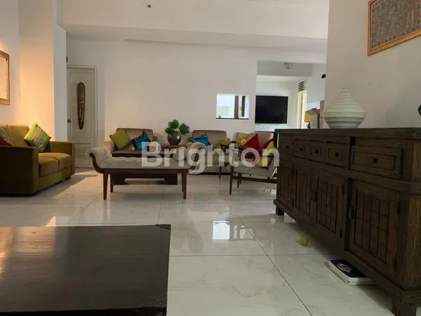 image APARTEMEN SIAP HUNI DI MENARA KONDOMINIUM KELAPA GADING (1)