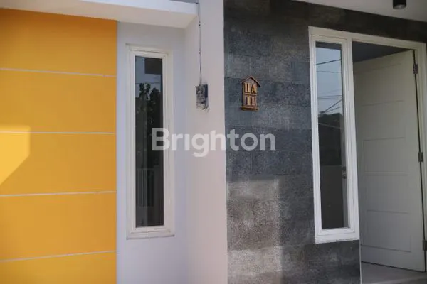 image RUMAH BARU DI JL GUNATAMA SURABAYA  (1)