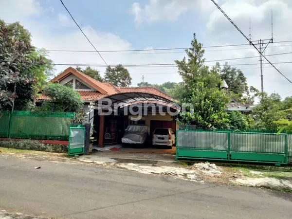 image RUMAH DIKAWASAN ELITE DAN MASIH TERAWAT, LOKASI GAJAH MUNGKUR SEMARANG (1)