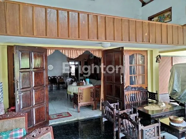 image RUMAH DIKAWASAN ELITE DAN MASIH TERAWAT, LOKASI GAJAH MUNGKUR SEMARANG (3)