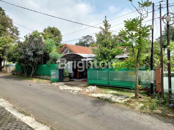 image RUMAH DIKAWASAN ELITE DAN MASIH TERAWAT, LOKASI GAJAH MUNGKUR SEMARANG (5)