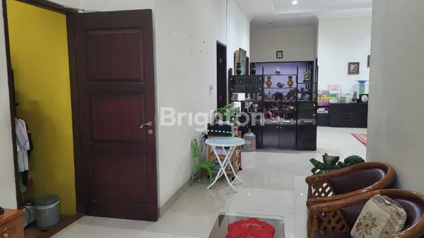 image RUMAH STRATEGIS NOL JALAN RAYA GAYUNGSARI (4)