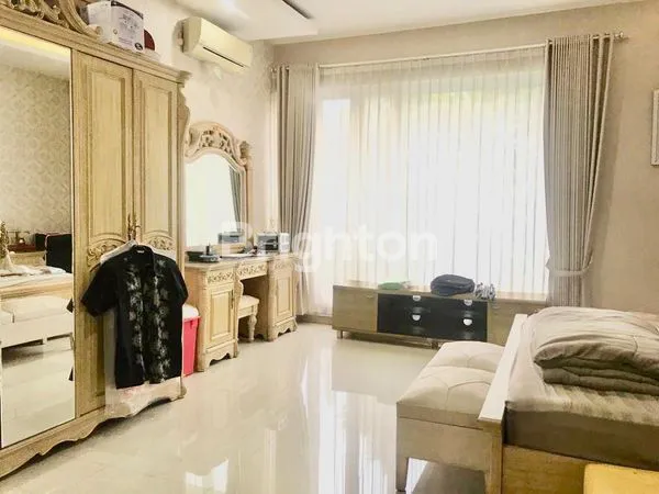 image RUMAH HOOK DAN MEWAH DI BUKIT SARI (4)