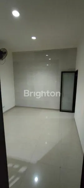 image RUMAH BAGUS SIAP HUNI PAKUWON CITY SURABAYA DEKAT ITS (3)