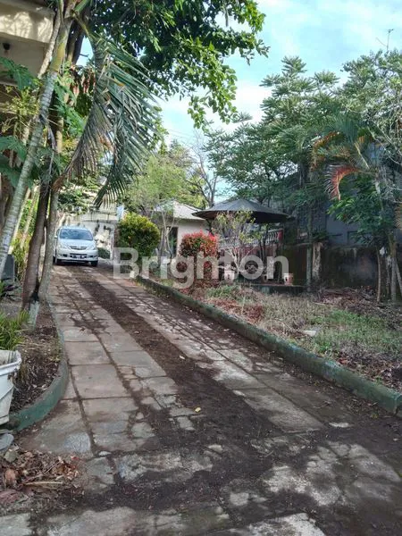 image RUMAH HITUNG TANAH DI PINGGIR JALAN UTAMA KOTA BATU (2)