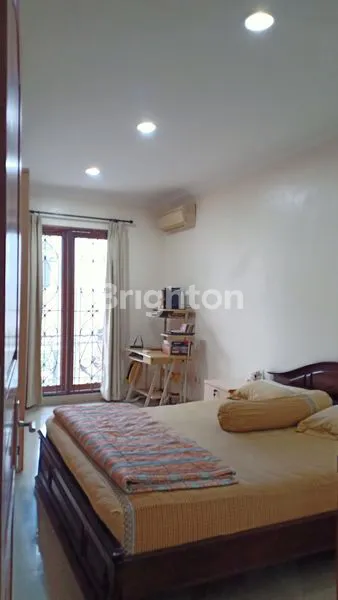 image RUMAH DI TAMAN RATU, CANTIK & ADEM DI HATI, BANGUNAN 3 LANTAI (3)