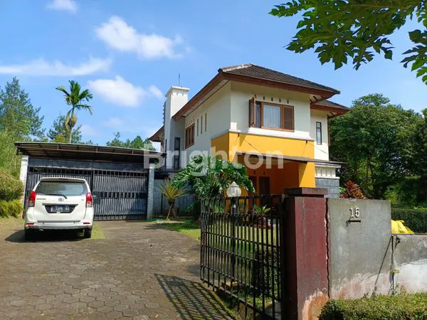 image REPOSISI HARGA DARI 12,5 M JADI 11,5 M - RUMAH 2 LT HOOK NYAMAN & AMAN DEKAT POS JAGA PONDOK HIJAU (1)