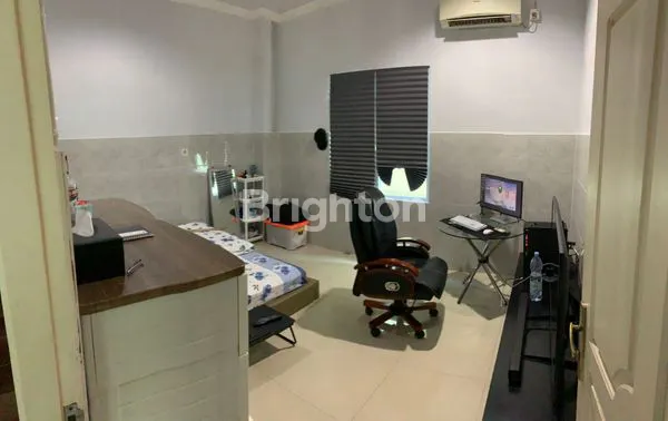 image TOWN HOUSE KEREN LOKASI PREMIUM TENGAH KOTA NEGO TIPIS (3)