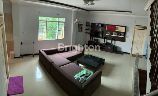 image TOWN HOUSE KEREN LOKASI PREMIUM TENGAH KOTA NEGO TIPIS (7)