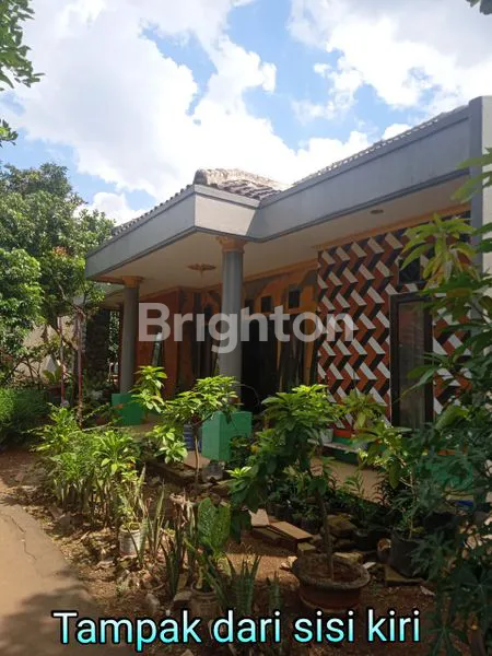 image RUMAH HOOK PINGGIR JALAN HIDUP DI MUSTIKAJAYA (6)