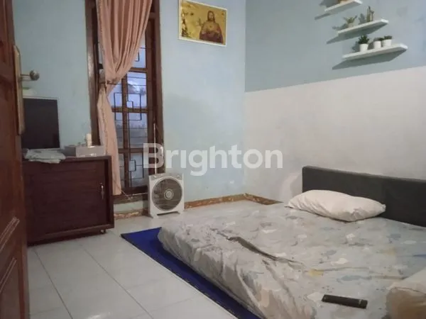 image RUMAH DI JALAN PAMENANG KEDIRI (2)