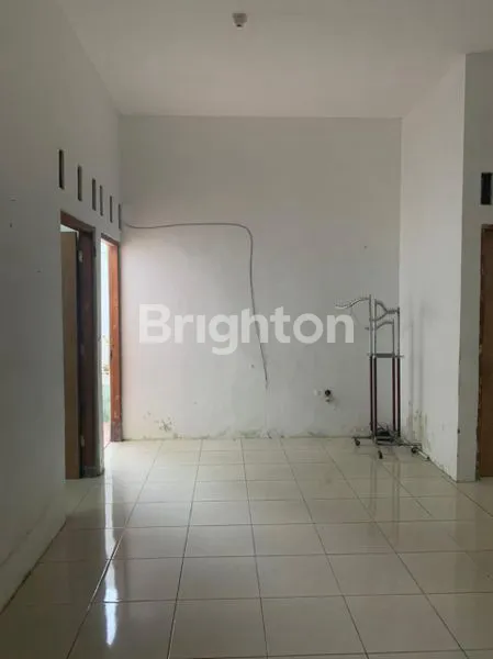 image RUMAH TINGGAL DI SOLO BARAT (5)