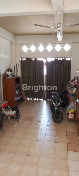 image RUMAH DIJUAL LOKASI STRATEGIS TENGAH KOTA BATAN MIROTO SEMARANG TENGAH (3)