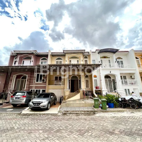 image RUMAH TOWNHOUSE CANTIK DAN MEWAH DI PALEMBANG REGENCY (1)