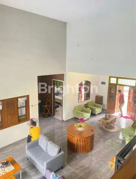 image RUMAH SERASA VILLA PLUS KOLAM RENANG DITENGAH KOTA SURABAYA SEKITAR KENJERAN KALIJUDAN, FULL FURNISHED (4)