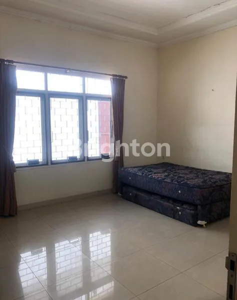 image RAYA KENJERAN LOKASI STRATEGIS (4)