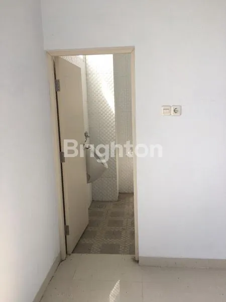 image GEDUNG KOMERSIAL LOKASI PREMIUM (5)