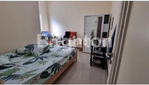 image RUMAH 2 LT SIAP HUNI DAERAH LEBAK KENJERAN (2)