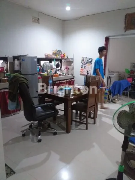 image RUMAH COCOK UNTUK USAHA (7)