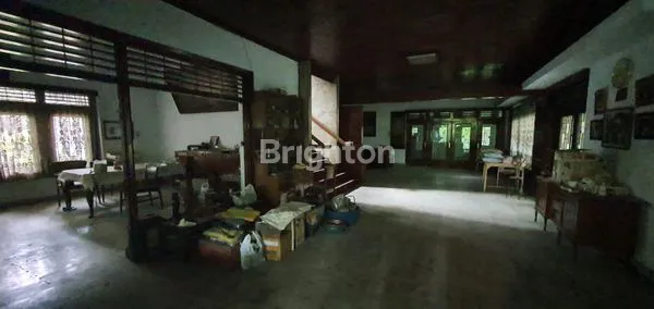 image RUMAH TUA HITUNG TANAH DI PASAR BARU JARANG ADA (2)