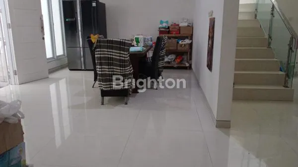 image RUMAH SUTOREJO PRIMA INDAH TENGAH (3)