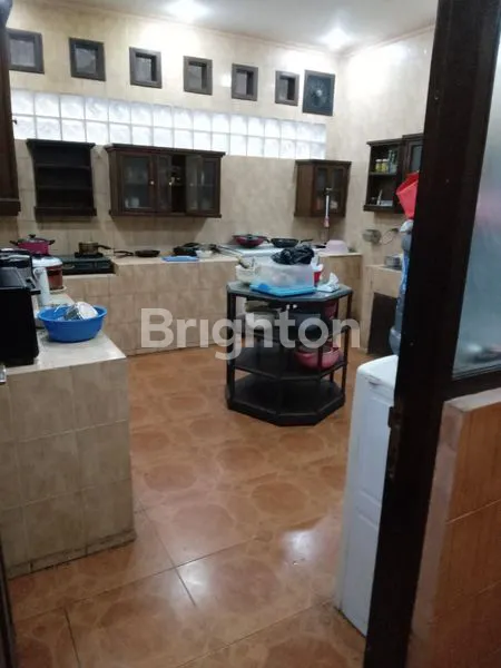 image RUMAH TINGGAL DI PUSAT KOTA (4)