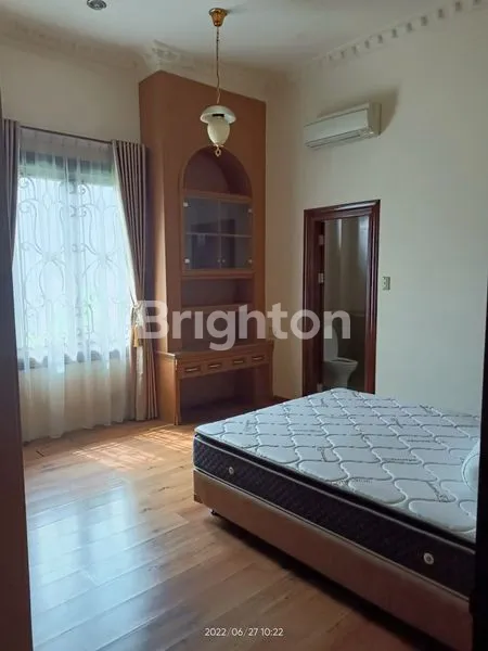 image RUMAH MEWAH HAJI MISBAH MEDAN MAIMUN (8)