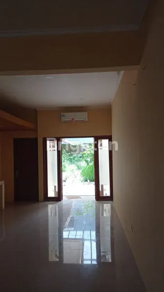 image HUNIAN CANTIK 2 LANTAI TERAWAT SIAP HUNI (5)