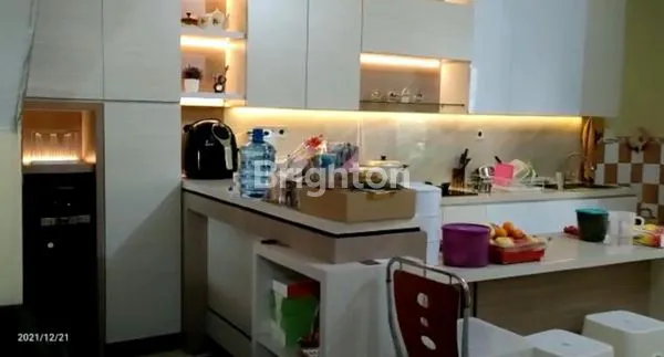 image RUMAH 2 LANTAI DEKAT MANAHAN (6)