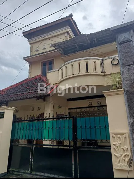 image RUMAH 2 LANTAI DEKAT MANAHAN (1)