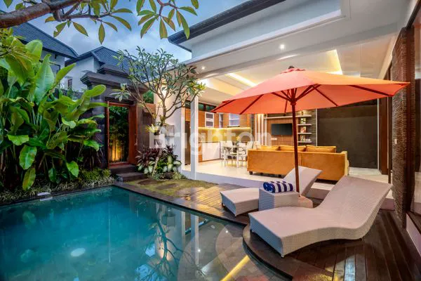 image LEASEHOLD VILLA PRESTISIUS DI LOKASI STRATEGIS SEMINYAK (1)