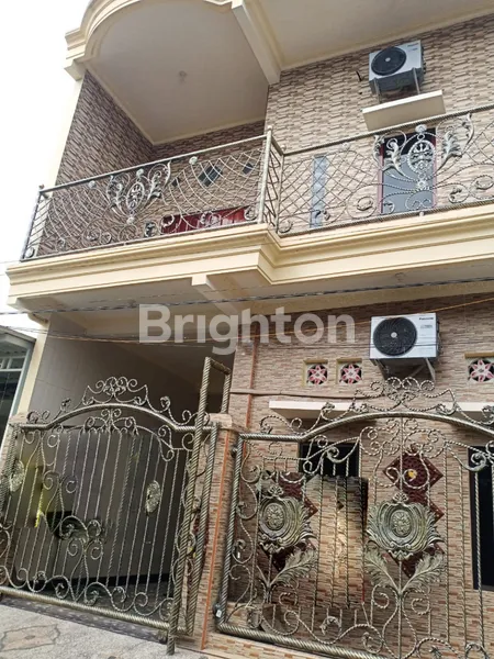 image RUMAH BARU 2 LANTAI AREA RUNGKUT SELANGKAH KE MERR (1)